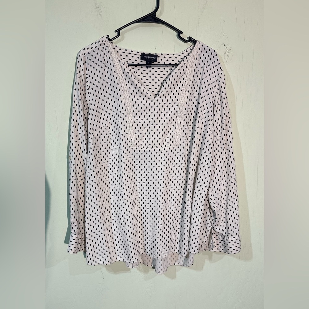 Lane Bryant off white with black print long sleeve career office blouse size 16